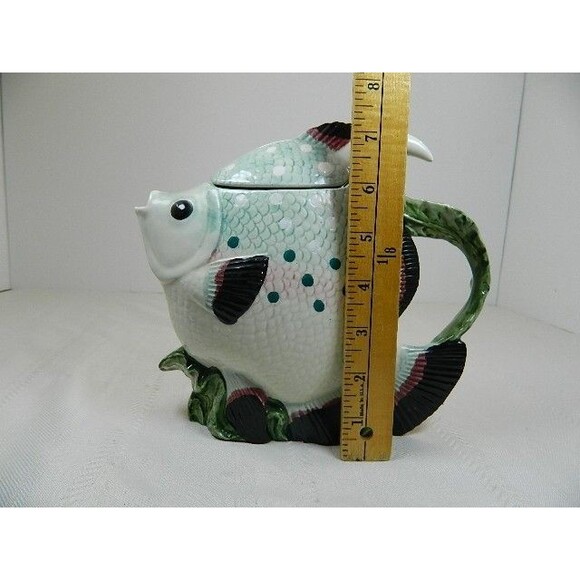 Vintage Tropical Fish Teapot Green/White Thin Made in Taiwan Seaweed Handle 7"H - Picture 10 of 15